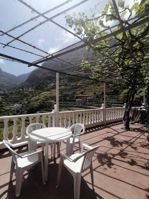 Casa Con Vistas En Hermigua Exterior foto